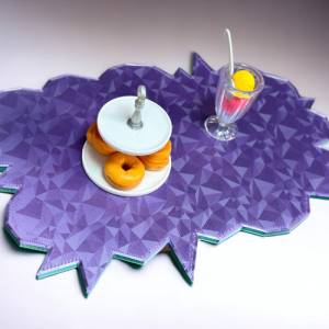 Tisch im Miniverse Style in verschiedenen Farben Bild 3