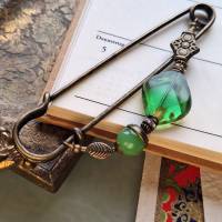 Tuchnadel Grün Liebe, sehr große Bronze Schalnadel böhmischen Glasperlen wie Jade Bild 1