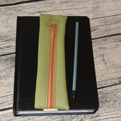 Stiftemäppchen mit Gummiband- Etui- Grün KL Kleines Etui mit Gummiband