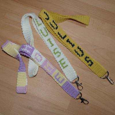 Häkelanleitung Schlüsselbänder mit eingehäkeltem Namen oder Text, pdf-Datei