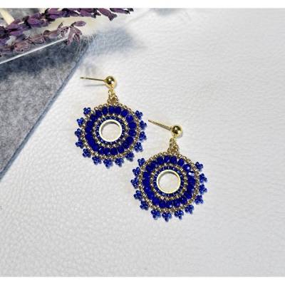 Blaue Ohrringe Boho, Perlenohrringe Kobalt, Dunkelblaue Ibiza Ohrringe handgefädelt, hochwertiger Modeschmuck gold