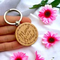Holz Schlüsselanhänger „Mama ist die Beste!“ Geschenbkidee zum Muttertag Mutti Bild 1