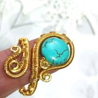 Ring mit Howlit türkis handgewebt in goldfarben verstellbar Paisley Muttertagsgeschenk Bild 2