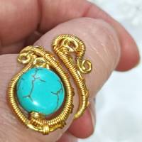 Ring mit Howlit türkis handgewebt in goldfarben verstellbar Paisley Muttertagsgeschenk Bild 5