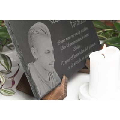 Grabstein/Gedenktafeln (30x20cm) aus Schiefer mit persönlicher Wunschgravur/Urnengrab/Grabschmuck/Fotogravur/Gedenktafel