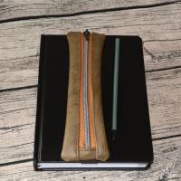 Stiftemäppchen mit Gummiband- Etui- Braun KL-grün/braun Batikoptik Bild 1