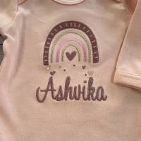 Babybody mit Regenbogen und Name bestickt, Body personalisiert, bestickte Geschenke Kind, Babygeschenk Bild 5
