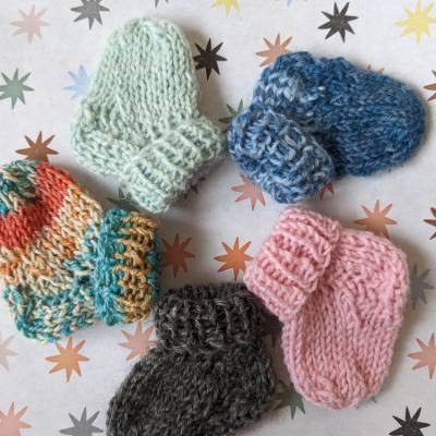 5 Minisocken - Dekosocken farblich sortiert