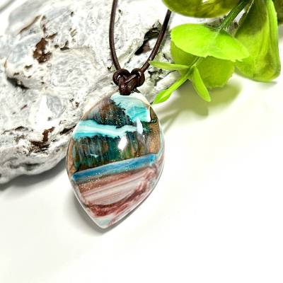 Harz Holz Halskette in den Farben blau,weiß,kupfer ,Geburtstag ,Jahrestag,Geschenk, Olivenholz