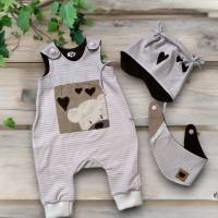 Handgefertigtes Newbornset: rose-weiß gestreifter Strampler mit niedlichem Bär-Motiv - Perfekt als Geschenk! Bild 1