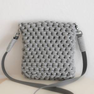 Tasche mit Crossbody-Gurt Silver / Grau | Schultertasche | Handtasche Bild 3