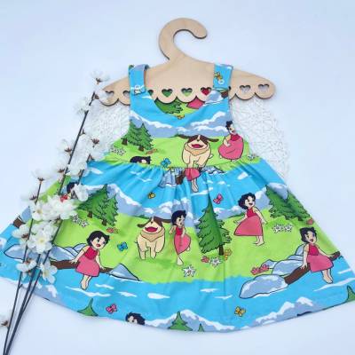 Trägerkleid Gr. 110/116 Heidi Nostalgie