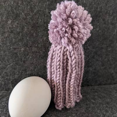 Süße Pudelmützen Eierwärmer aus Wolle mauve