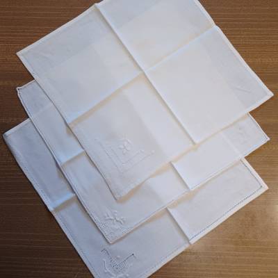 3 wunderschöne Taschentücher , 50er Jahre aus Berlin