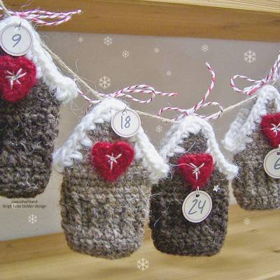 Haus häkeln: die  ARTLÄNDER HÄUSER, Mini-Taschen, Geschenkanhänger, inkl. Zahlen + Manila Tags