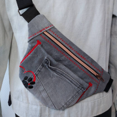 Crossbody Bag Bauchtasche aus grauem Jeans Hundeliebe