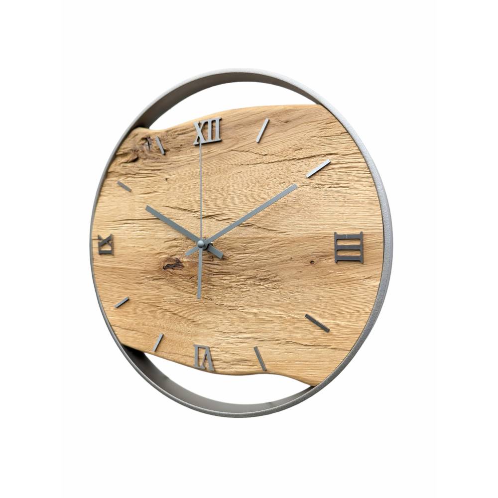 Handgefertigte XXL Wanduhren aus gehackter Eiche mit Stahlring