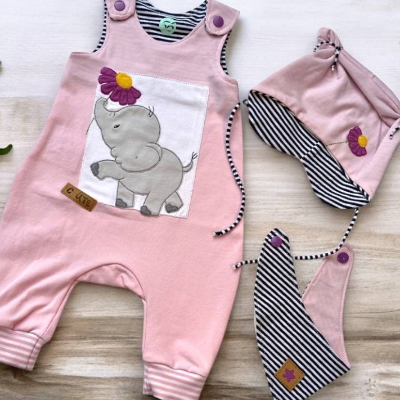 Handgemachtes Newbornset rosa – Strampler mit Elefant & Blume | Geschenk zur Geburt