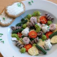 Häkelanleitung Gemüseeintopf mit Würstchen für die Kinderküche, pdf-Datei Bild 2