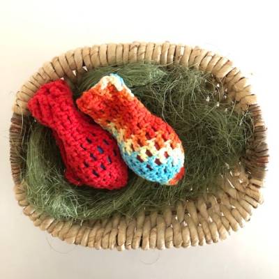 Zwei Eierschleudern / Eiernetze / Ostereierschleudern /Ostereiernetze 100%Baumwolle Schulgarn dick!