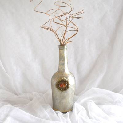 Dekorierte Flasche gold-silber mit Epoxy-Sticker
