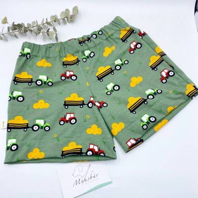 Kindershorts aus Jersey – Größe 110/116 – Grün mit Traktor