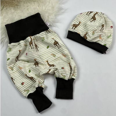 Baby Pumphose Giraffe in den Größen 50 - 92 als Mitwachshose die über mehrere Größe