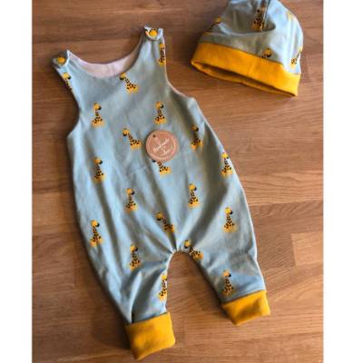 Baby Strampler mit Mütze mint Giraffe aus weichem Baumwolljersey handmade Geschenk Geburt neu Gr.56