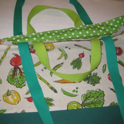 Stofftasche Gemüse aus Baumwolle mit vier Henkeln