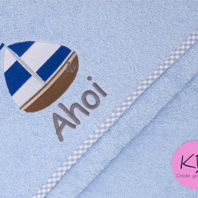 Kapuzenhandtuch mit Namen, Motiv Segelboot, Babyhandtuch personalisiert, Badehandtuch mit Kapuze