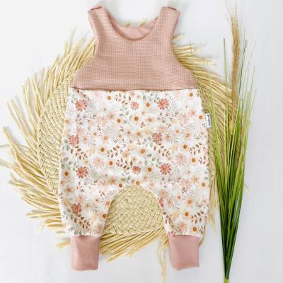 Strampler Mädchen Pastell Blumen rose