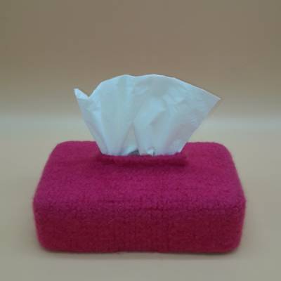 Pinkfarbene Liebeskummerbox