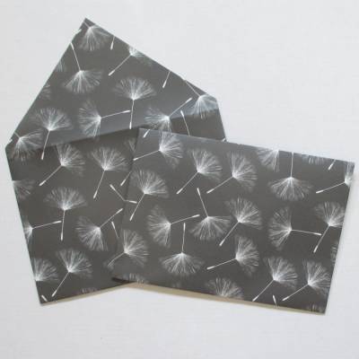 Briefumschlag, Geschenkumschlag, Schmuckkuvert Wünsch' Dir was, Pusteblume auf Schwarz, 4 Stück