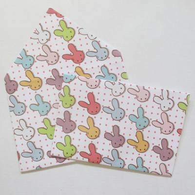 Briefumschlag, Geschenkumschlag, Schmuckkuvert Farbige Häschen mit rosa Pünktchen, 4 Stück