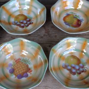 7 tlg Set Schüssel + Dessertschalen Obstdekor Spritzdekor Porzellan 30er 40er Jahre Bild 3