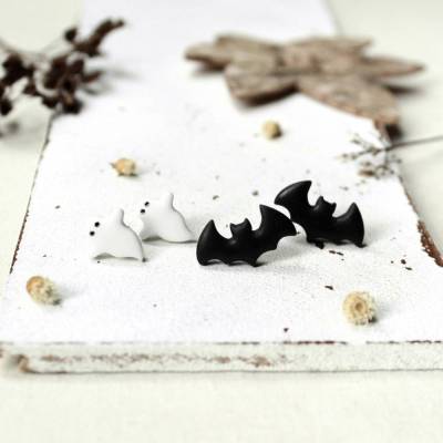 Geister & Fledermäuse Ohrstecker | Handgemachte Ohrringe aus Polymer Clay | Ohrschmuck für Halloween & Herbst