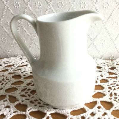 Vintage Milchkännchen in weiß von Winterling Röslau aus den 70er Jahren