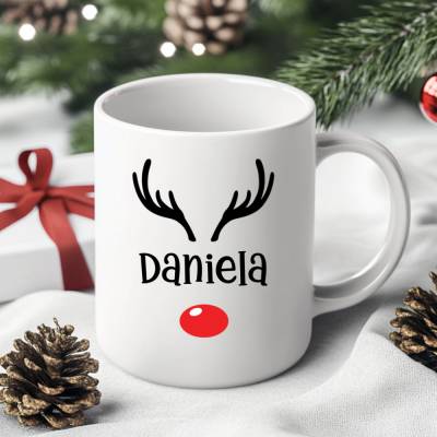 Personalisierte Rentier-Tasse – Keramiktasse mit Geweih und roter Nase, Weihnachtsgeschenk mit Wunschname für Advent & N