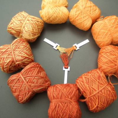 100% Schurwolle Merino extrafein Bobbel Wolke 7 endloses Lagerfeuer 4-fädig 9x 90m Lauflänge