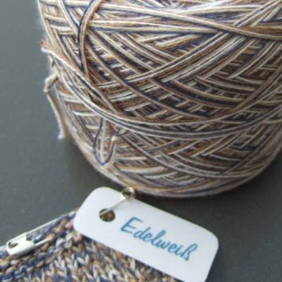 100% Schurwolle Merino extrafein Bobbel Konfetti Wolke 7 Edelweiß 4-fädig