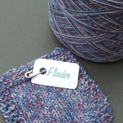 100% Schurwolle Merino extrafein Bobbel Konfetti Wolke 7 Flieder 4-fädig