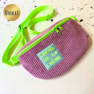 Unikat / Trendy Crossbag / Crossbody / HipBag / Bauchtasche / Gürteltasche / Umhängetasche aus Cord in Lila