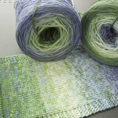 100% Schurwolle Merino extrafein Bobbel Schatten Wolke 7 Renate 4-fädig