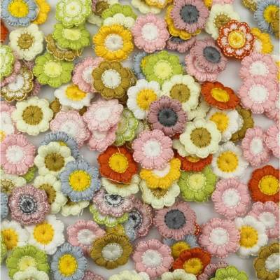 10 süße fünfblättrige Spitzenapplikationen Verzierungen für DIY-Projekte Gänseblümchen bunt