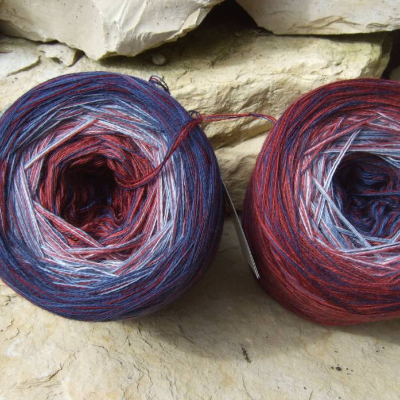 100% Schurwolle Merino extrafein Bobbel Schatten Wolke 7 Andrea 4-fädig