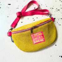 Unikat / Trendy Crossbag / Crossbody / HipBag / Bauchtasche / Gürteltasche / Umhängetasche aus Cord in Gelb Bild 4