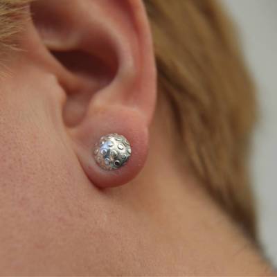 kleine Ohrstecker  