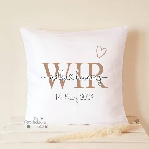 Hochzeitsgeschenk Kissen personalisiert mit Namen Brautpaar Geschenk