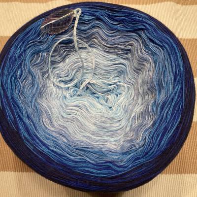 Bobbel  1520 m Impressionen Nr. 15 Blautöne Lady Dee‘s Traumgarne