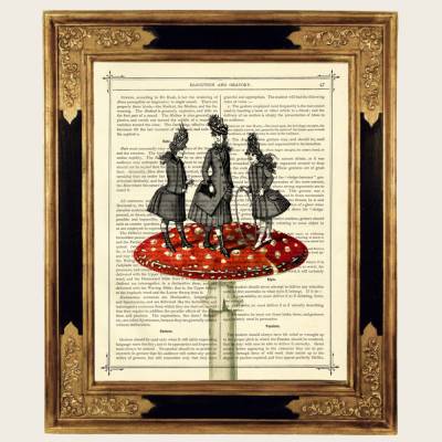 Mädchen Fliegenpilz Kunstdruck Steampunk Spielzeug - Druck auf alter viktorianischer Buchseite Wörterbuch Kind